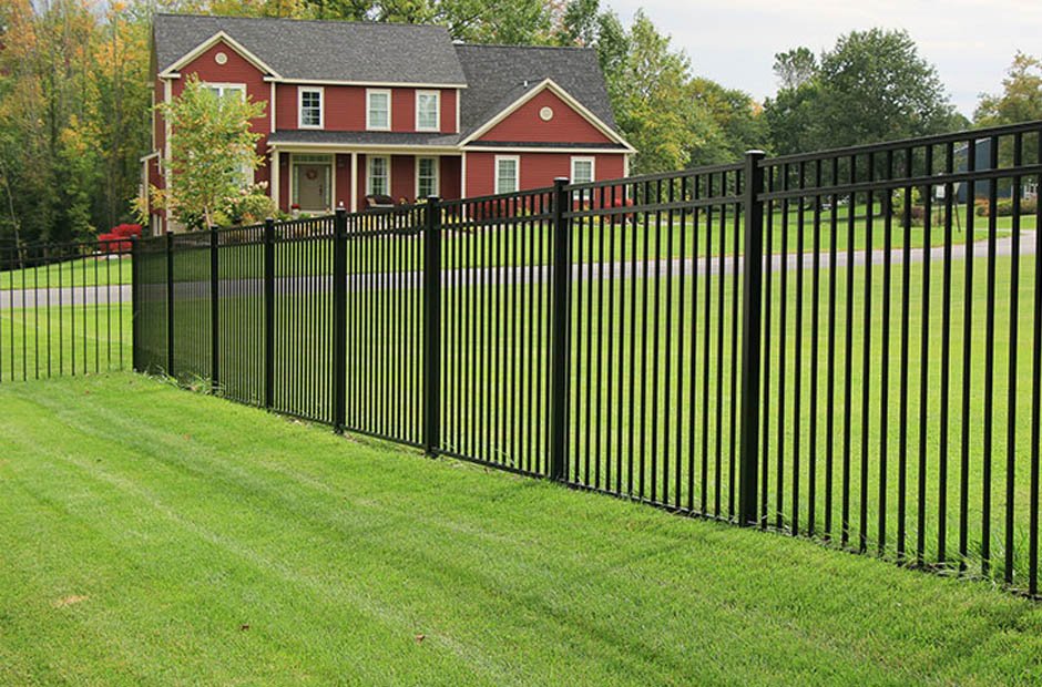 Between Different Fence Styles